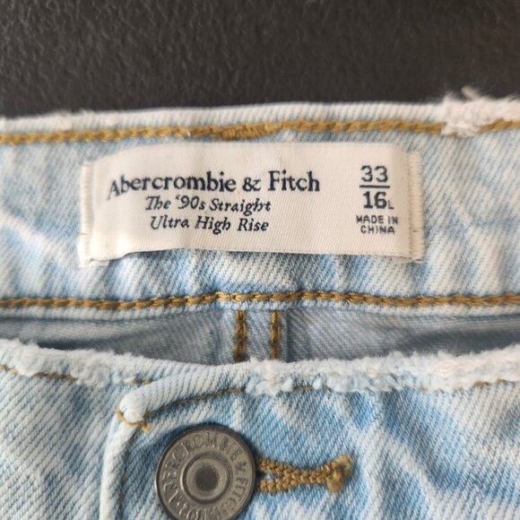 Abercrombie & Fitch The 90’s Straight Ultra High Rise Jeans Carpenter 33 16L EUC - Picture 13 of 16